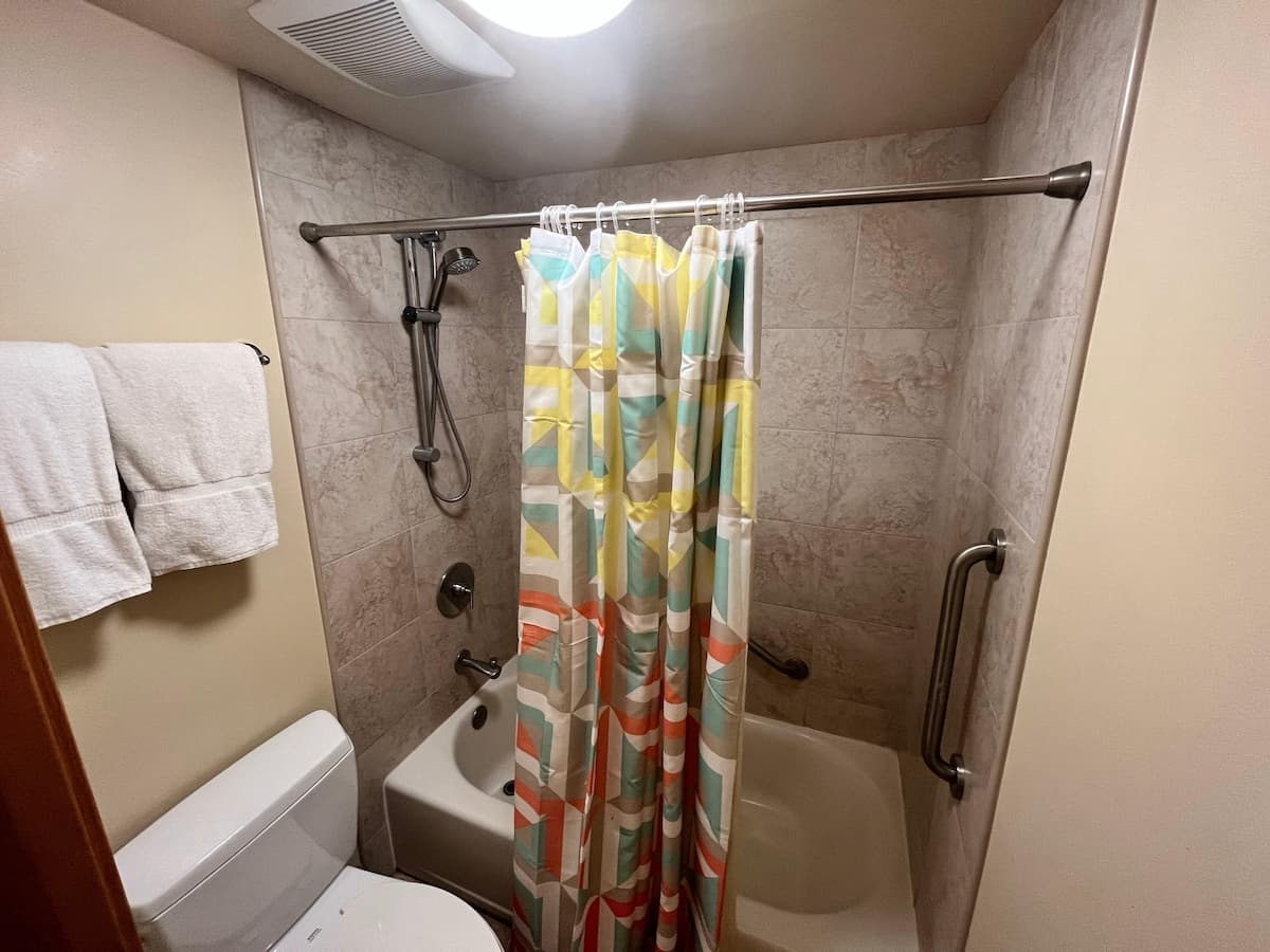 Condo in Kihei · ★5.0 · 1 bedroom · 3 beds · 2 private baths - Photo 5