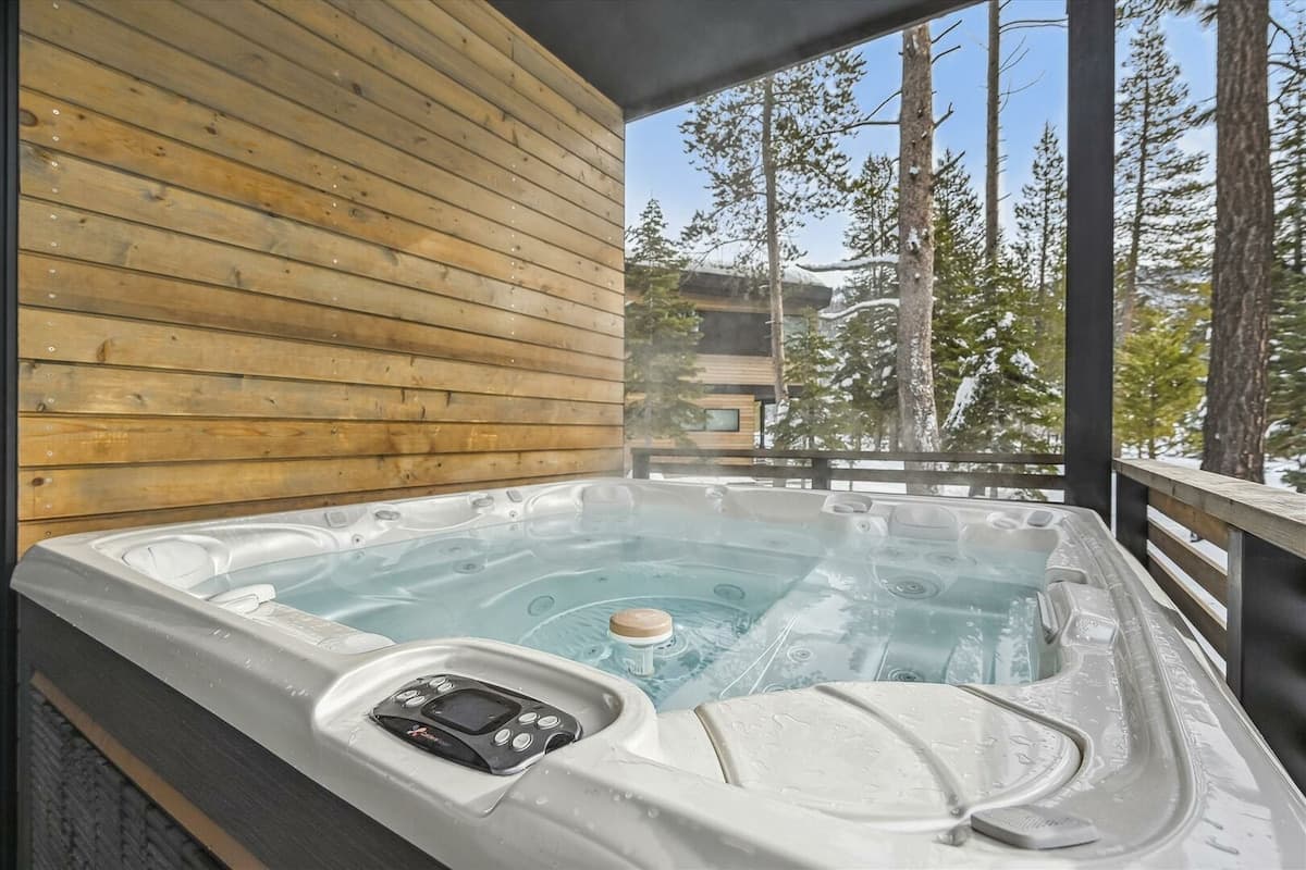 Diamond Run Ski-in Mountain Modern Home - Photo 1