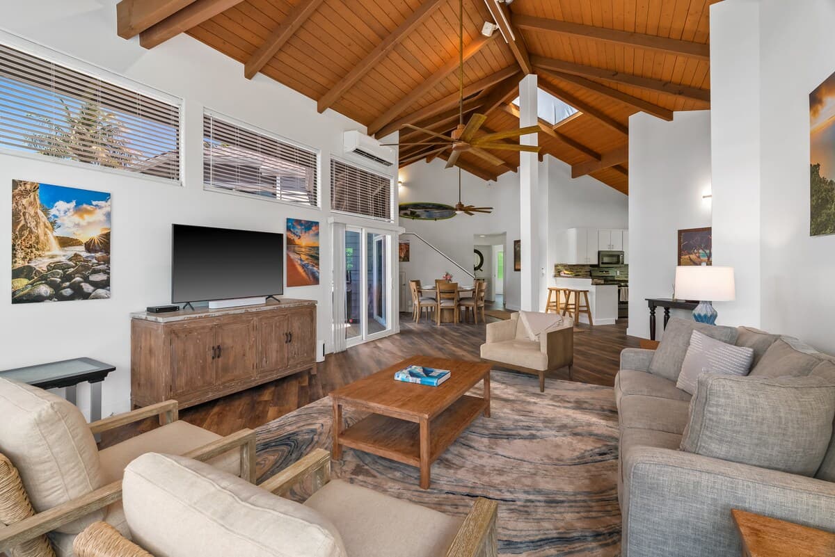Home in Princeville · ★5.0 · 3 bedrooms · 4 beds · 2 baths - Photo 3