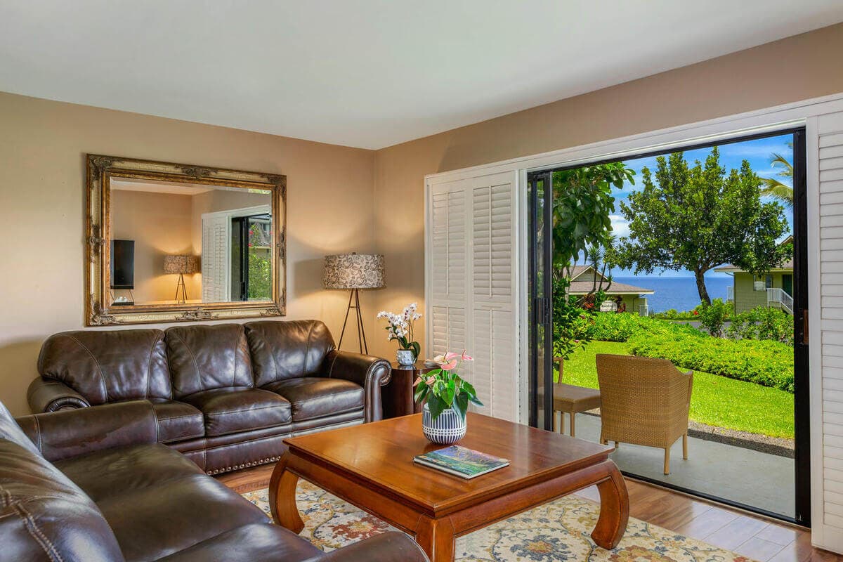 Condo in Princeville · ★4.8 · 2 bedrooms · 2 beds · 2 private baths - Photo 3
