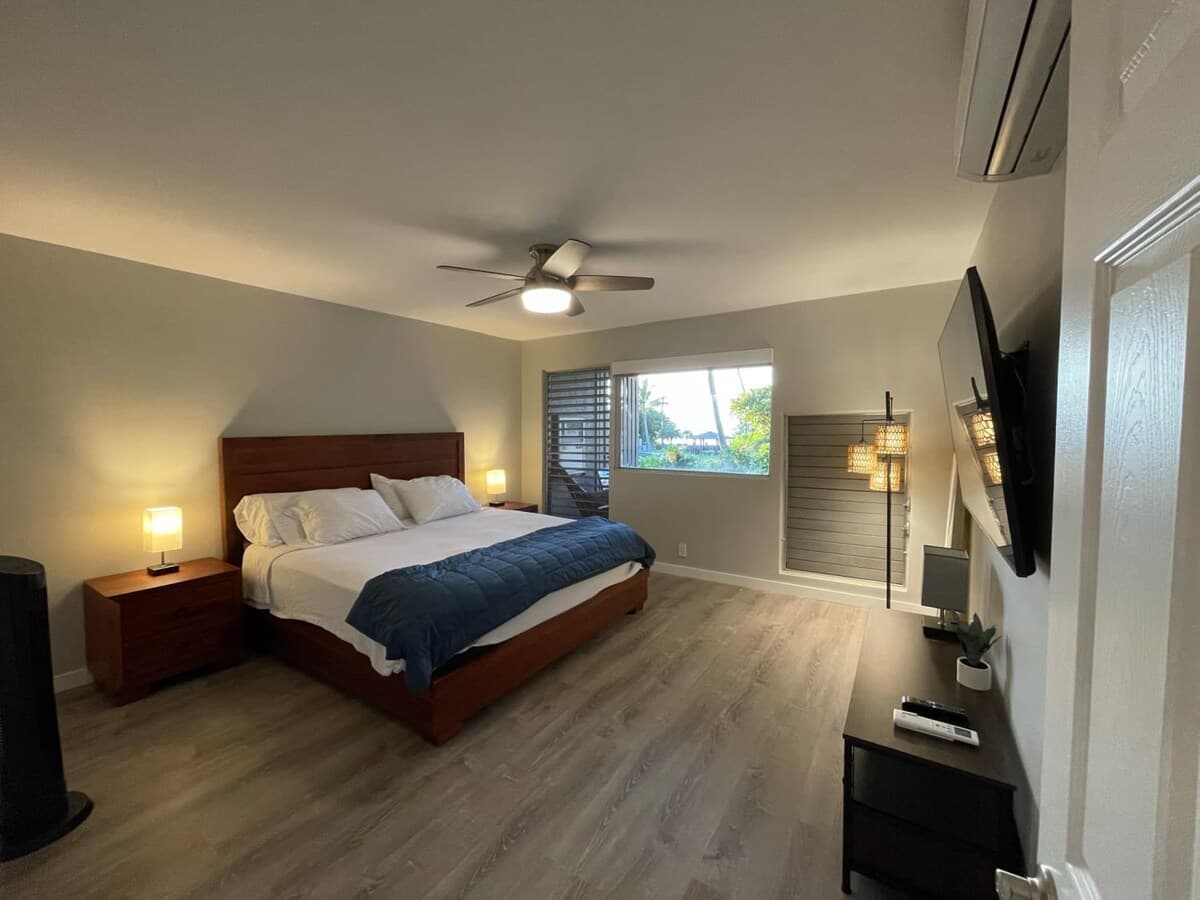 Condo in Lahaina · ★4.94 · 1 bedroom · 2 beds · 1 private bath - Photo 2