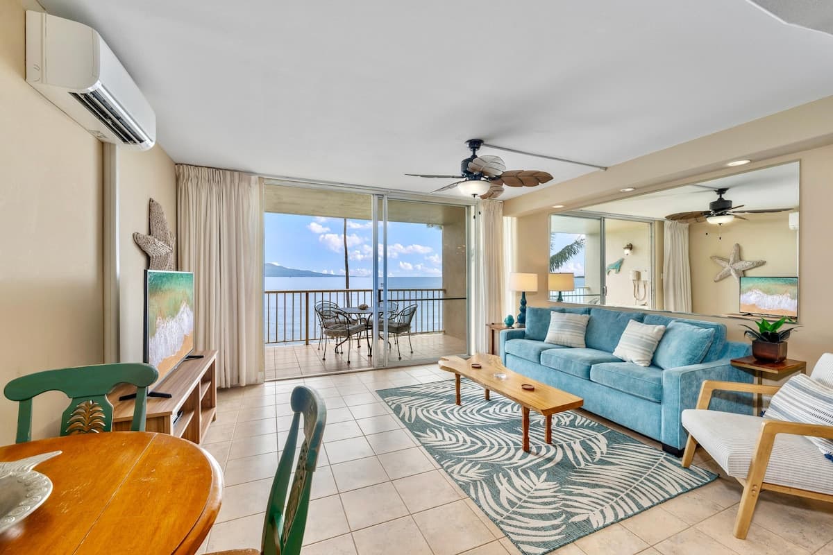 Condo in Wailuku · ★4.97 · 1 bedroom · 1 bed · 1 private bath - Photo 2