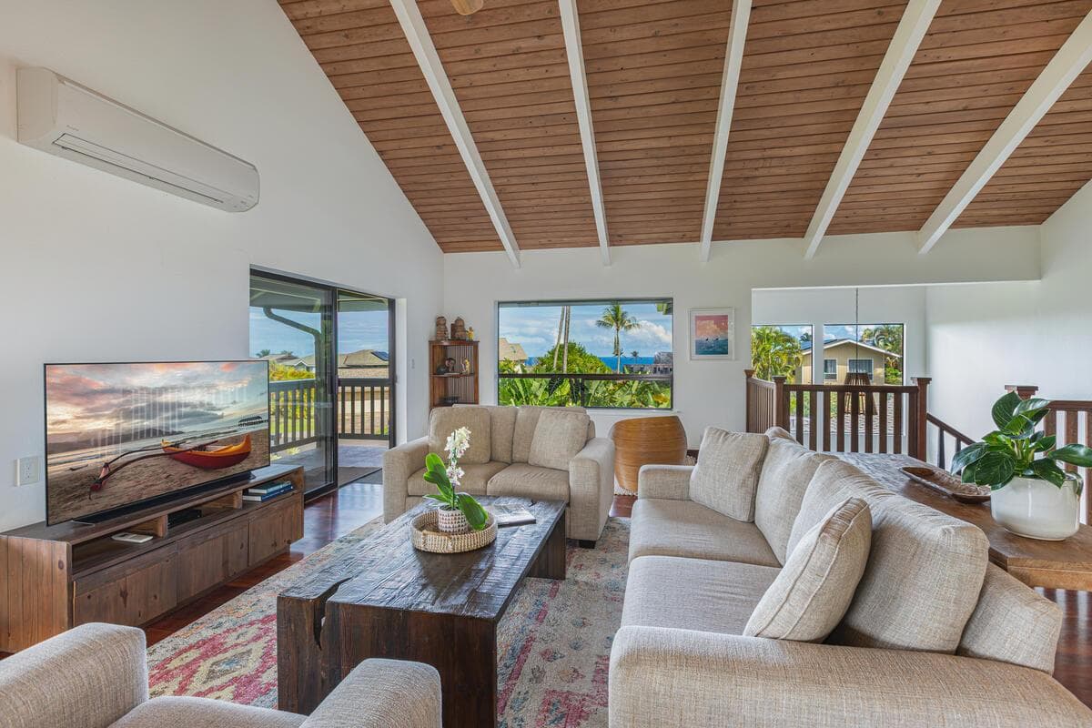 Home in Princeville · ★5.0 · 3 bedrooms · 3 beds · 2.5 baths - Photo 5