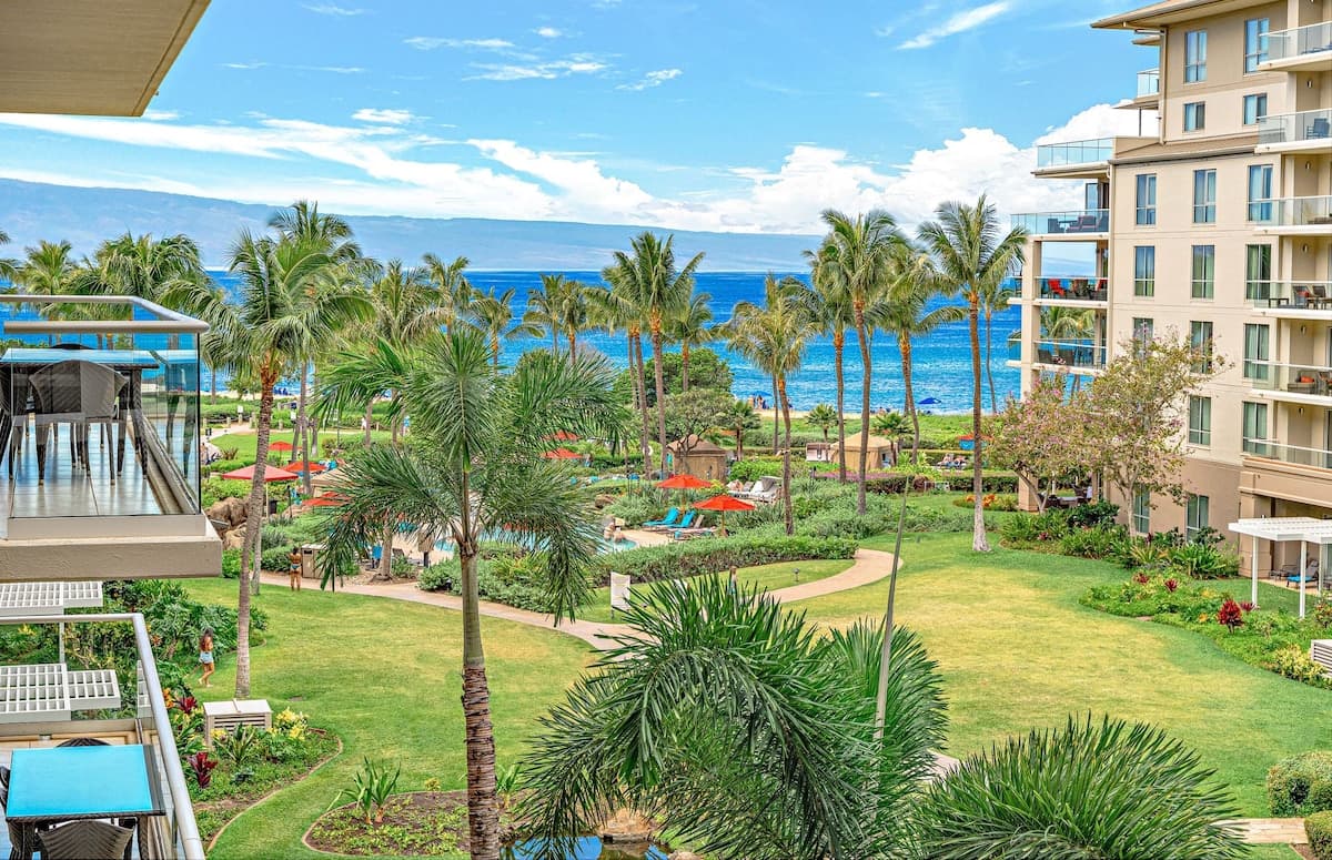 Condo in Lahaina · ★5.0 · Studio · 2 beds · 1 bath - Photo 1