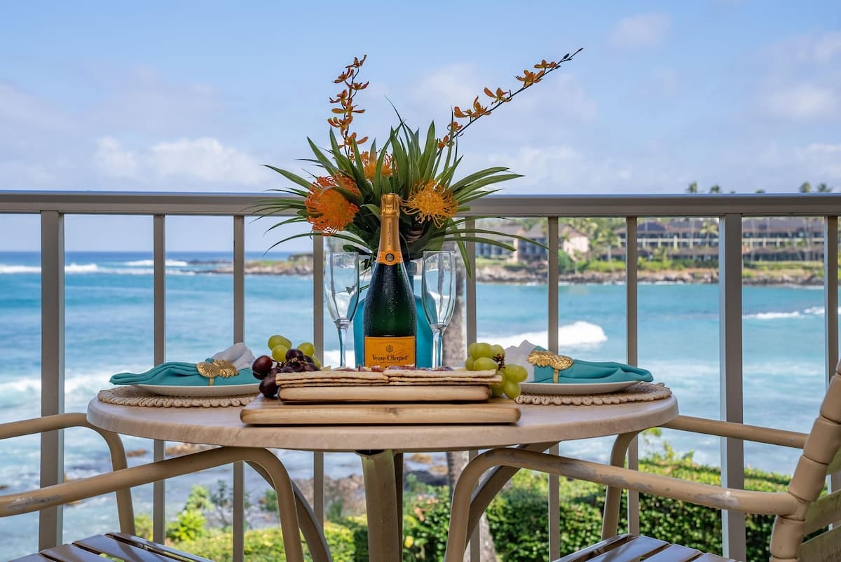 Luxury Oceanfront Studio at Napili Shores A203 Vie - Photo 1