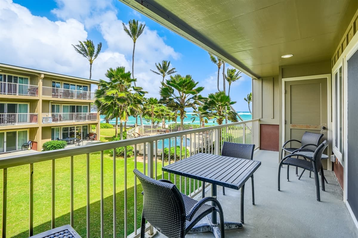Condo in Kapaa · ★4.71 · 2 bedrooms · 2 beds · 1 shared bath - Photo 1