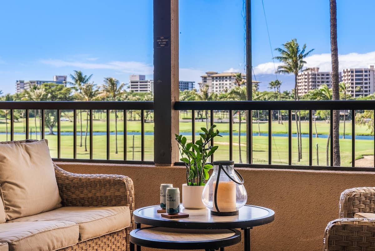 Condo in Lahaina · ★4.88 · 2 bedrooms · 3 beds · 2 baths - Photo 1