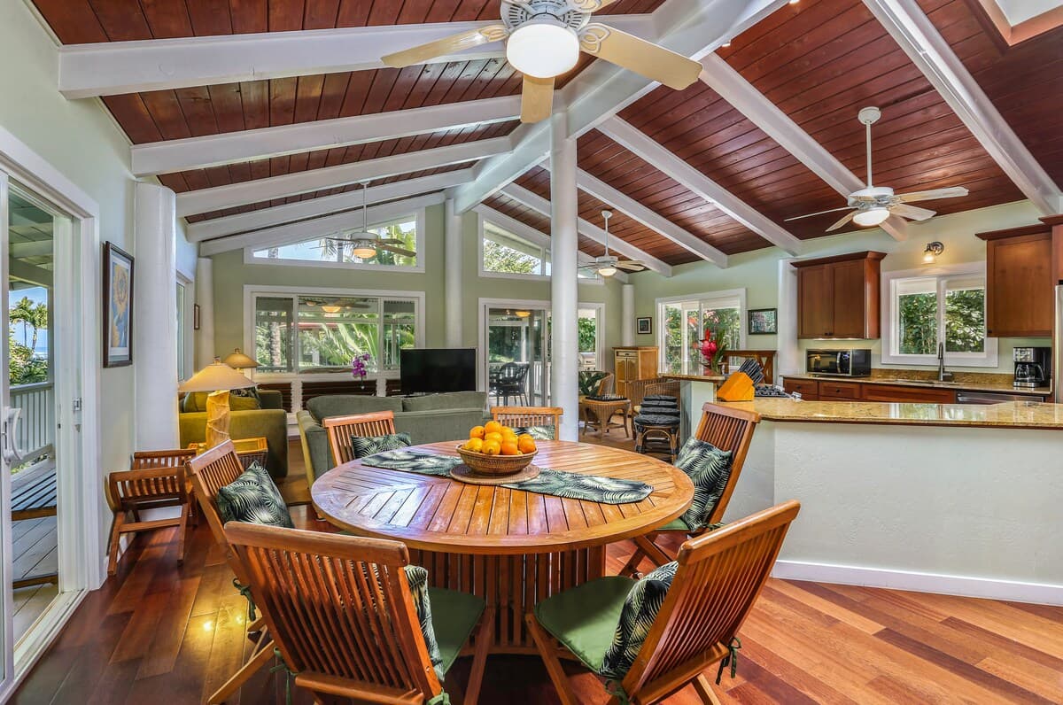 Home in Hanalei · ★4.9 · 3 bedrooms · 4 beds · 3 baths - Photo 4