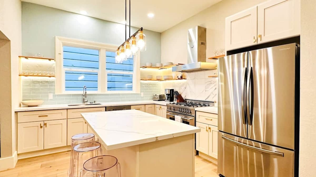 Historic Willows Inn 5BR Duboce Triangle Home - Photo 1