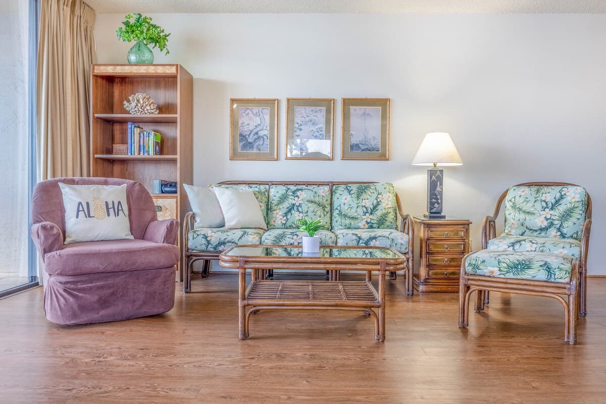 Condo in Wailuku · ★4.57 · 3 bedrooms · 5 beds · 2 baths - Photo 5