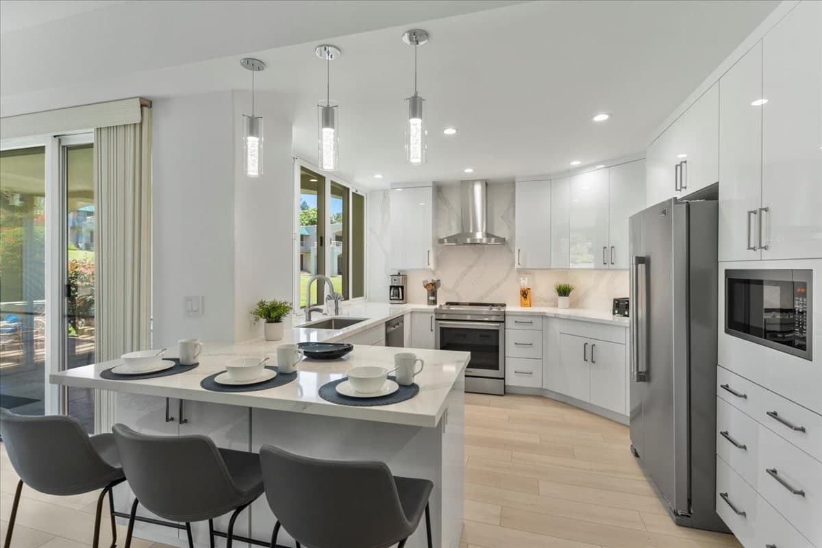 Condo in Wailea · ★4.86 · 2 bedrooms · 4 beds · 2 baths - Photo 3