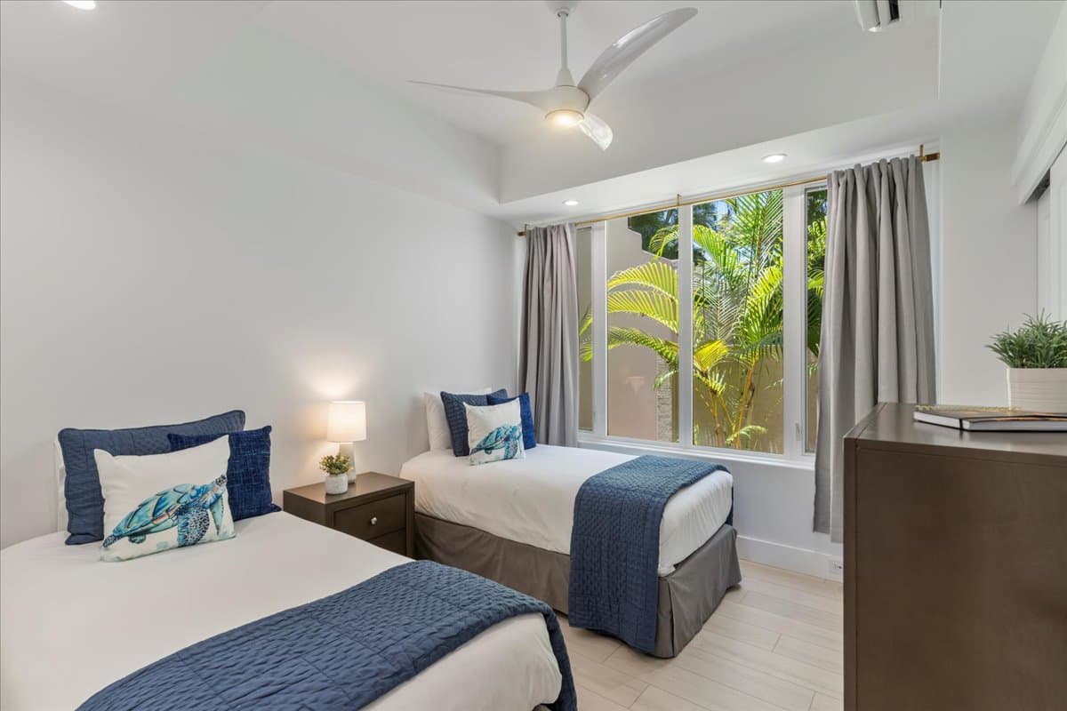 Condo in Wailea · ★4.86 · 2 bedrooms · 4 beds · 2 baths - Photo 5