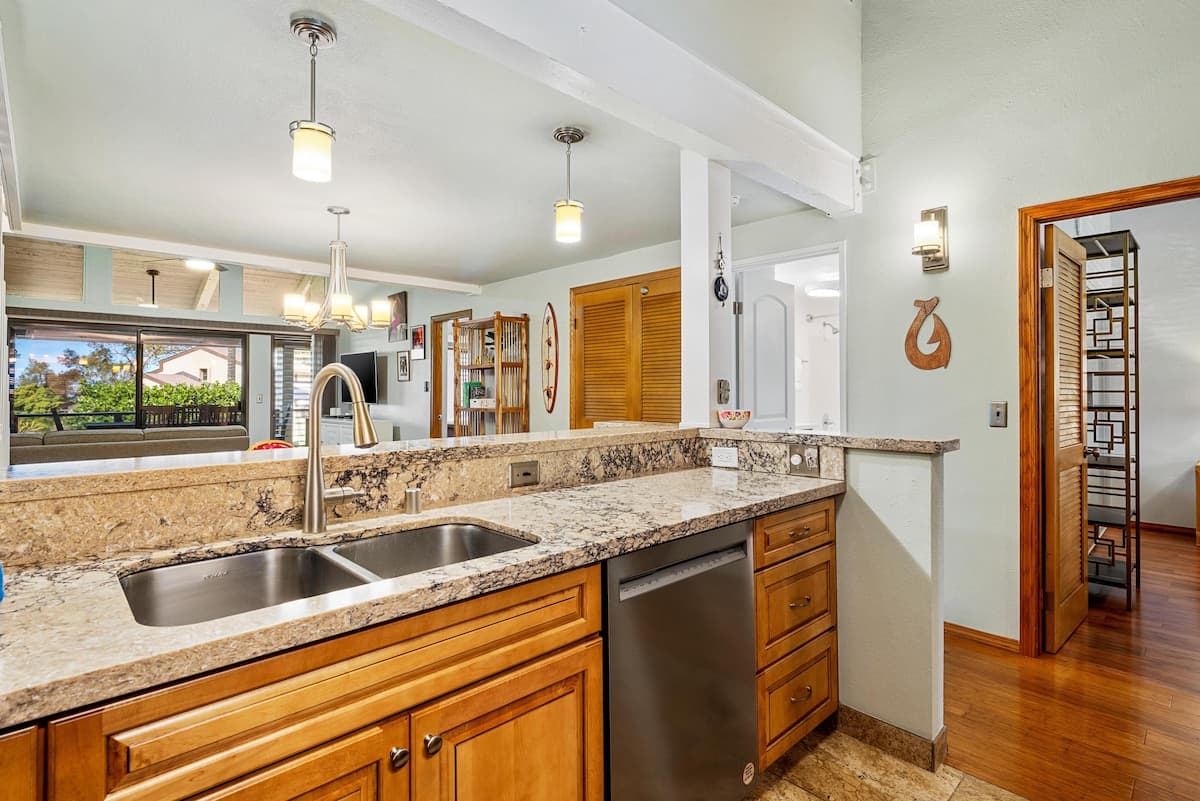 Condo in Waikoloa Village · ★4.86 · 3 bedrooms · 4 beds · 3 shared baths - Photo 5