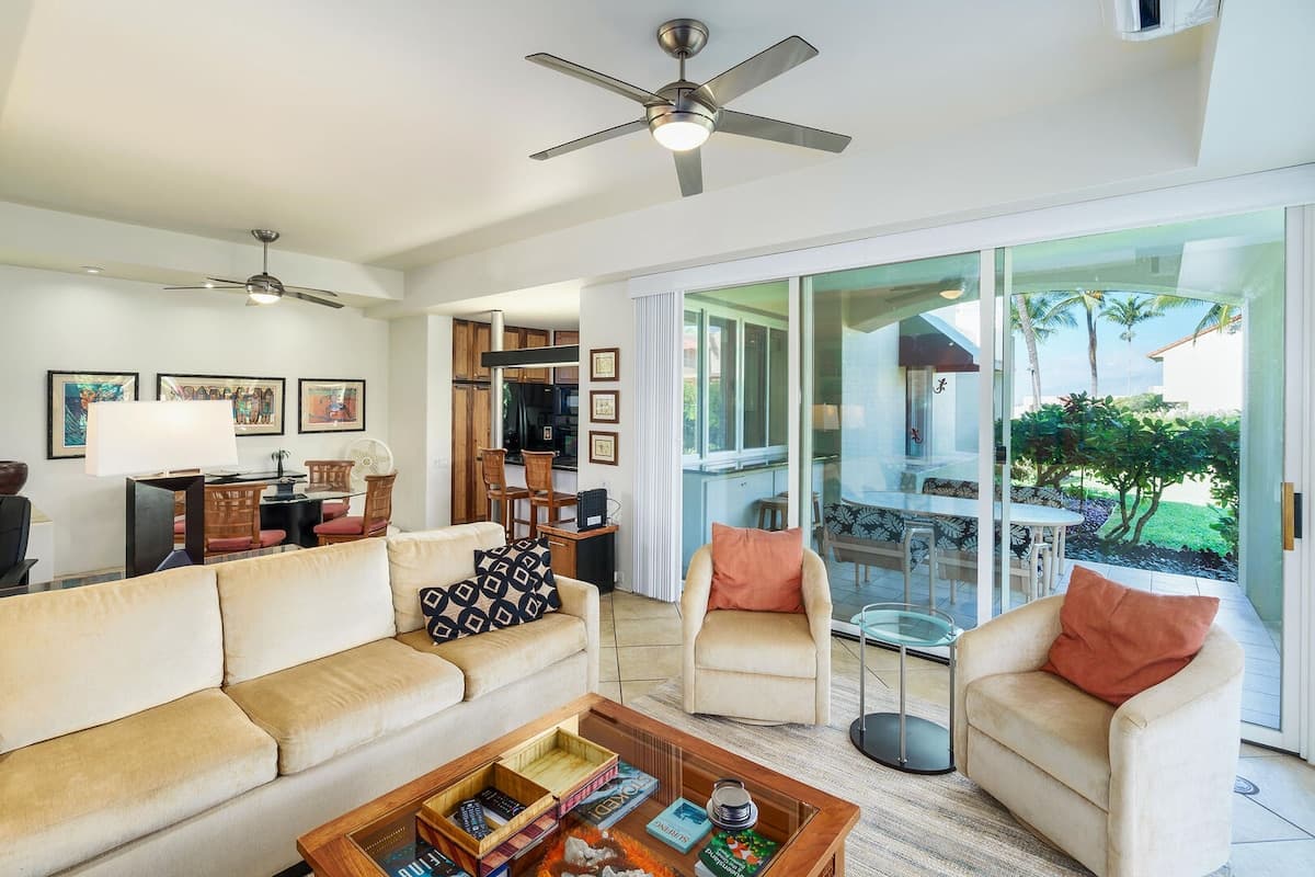 Condo in Kihei · ★5.0 · 1 bedroom · 2 beds · 2 baths - Photo 4