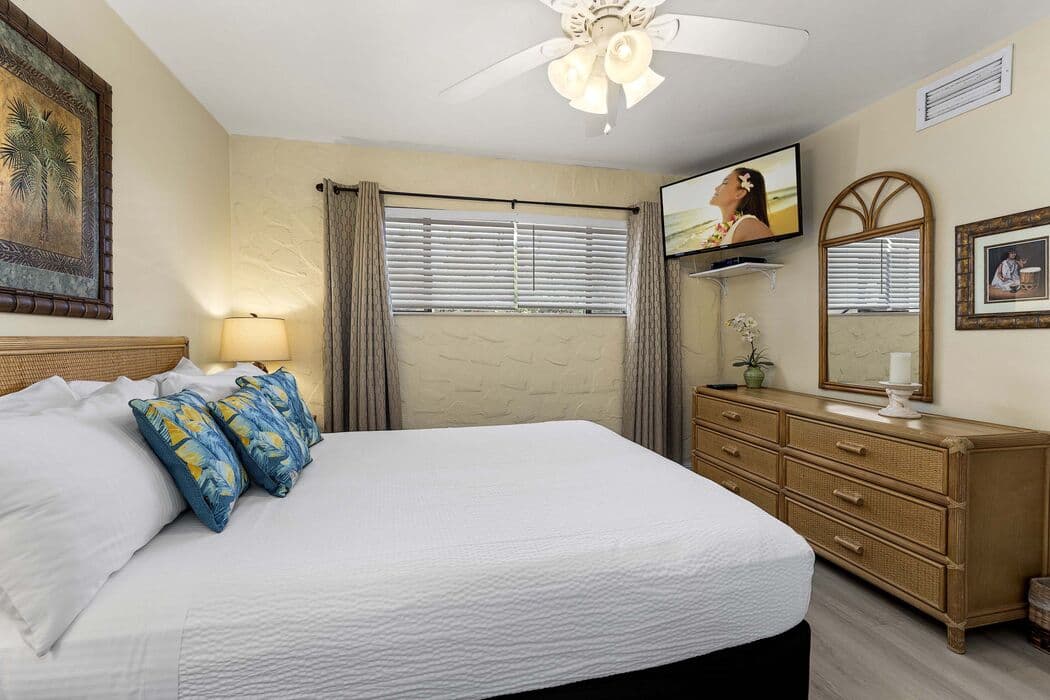 Condo in Kailua-Kona · ★4.67 · 1 bedroom · 2 beds · 1 bath - Photo 3