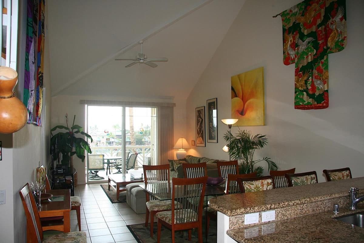 Condo in Waikoloa Village · ★4.88 · 2 bedrooms · 4 beds · 2 shared baths - Photo 1