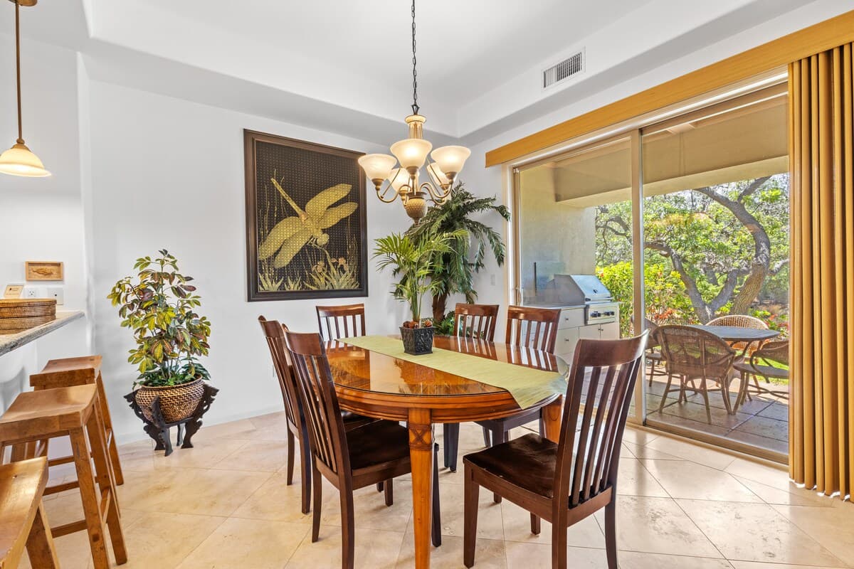 Condo in Waimea · ★5.0 · 2 bedrooms · 4 beds · 2.5 baths - Photo 5