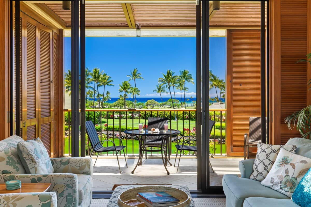 Condo in Waimea · ★5.0 · 1 bedroom · 2 beds · 2 baths - Photo 2