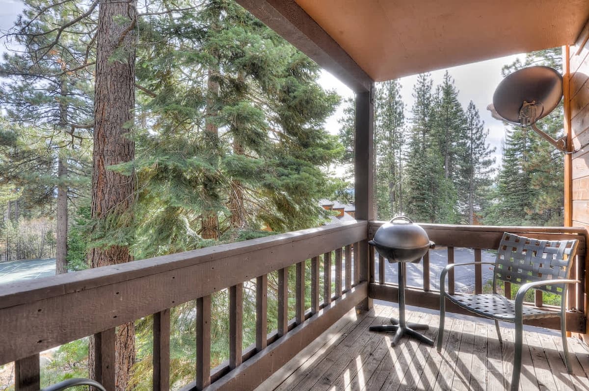 Lake Forest Villa Beach & Ski Access - Photo 1