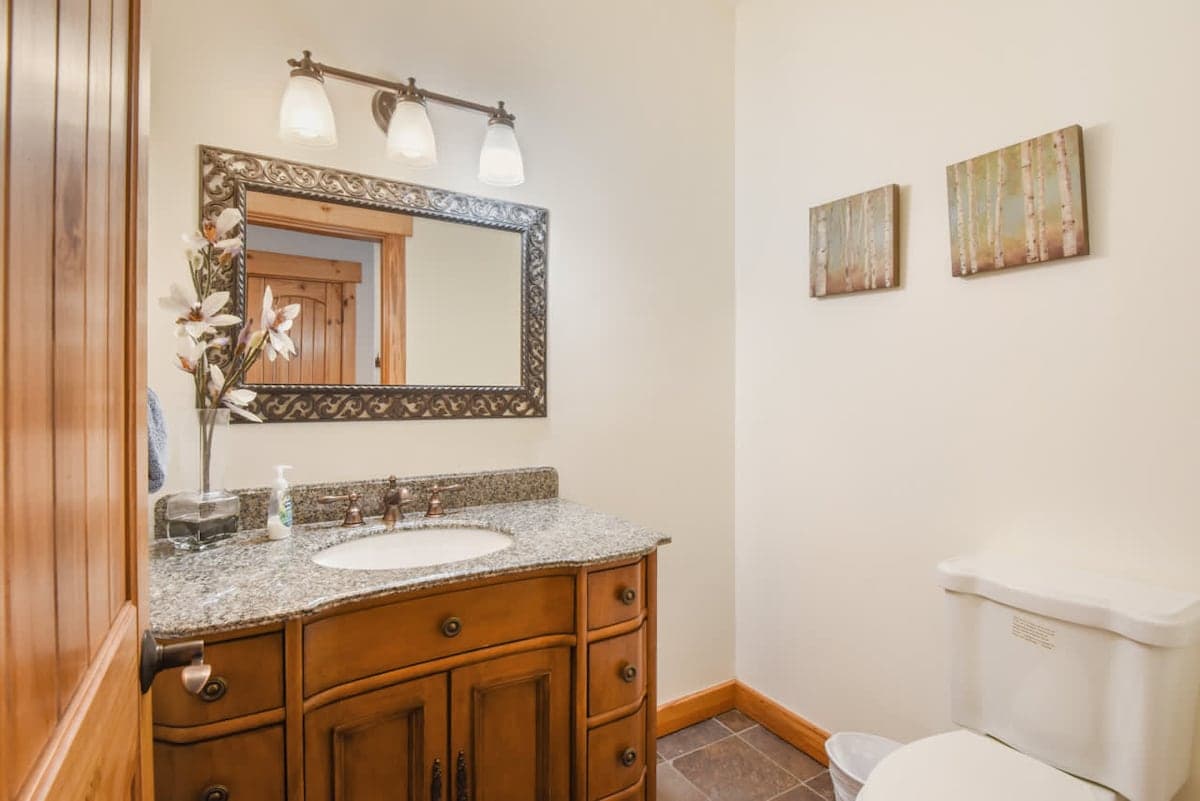 Sunny Woods Acres Heated Floors, Near Ski Resorts - Photo 4