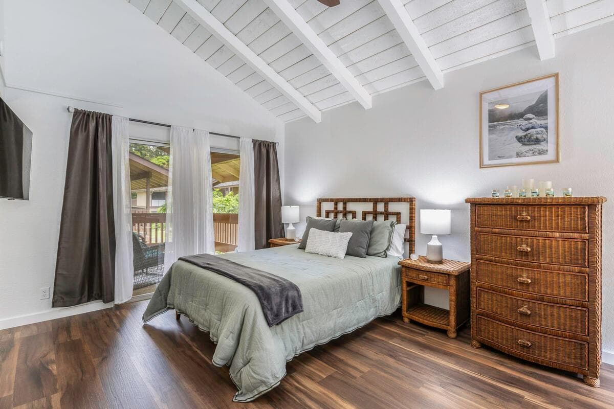 Home in Princeville · ★4.69 · 1 bedroom · 1 bed · 1 shared bath - Photo 1