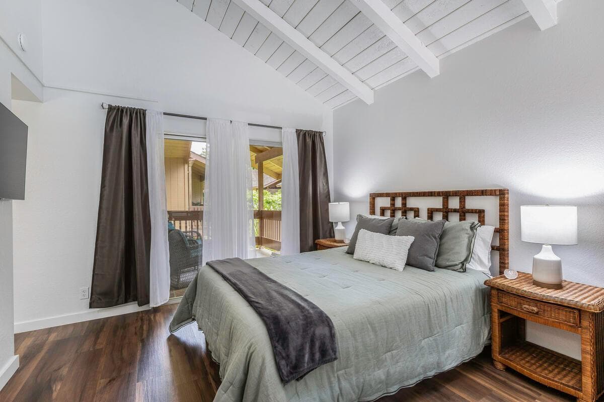 Home in Princeville · ★4.69 · 1 bedroom · 1 bed · 1 shared bath - Photo 3