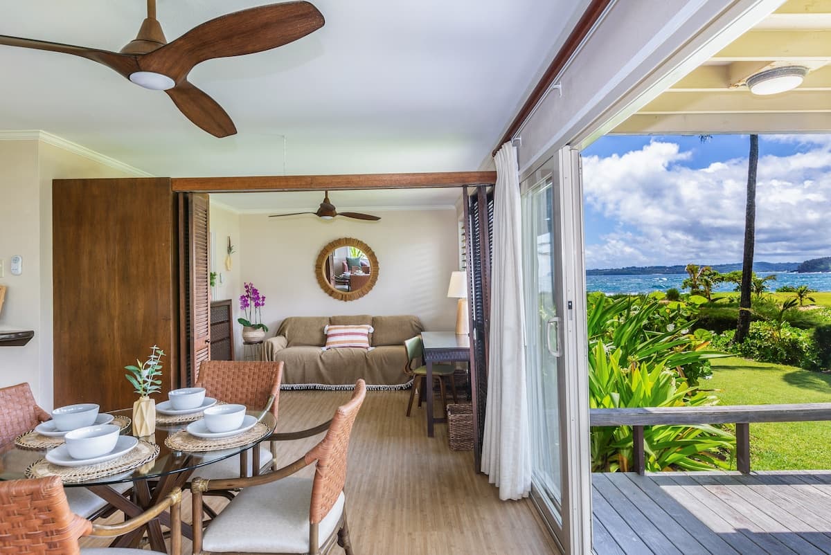 Condo in Hanalei · ★4.88 · 2 bedrooms · 2 beds · 1.5 baths - Photo 3