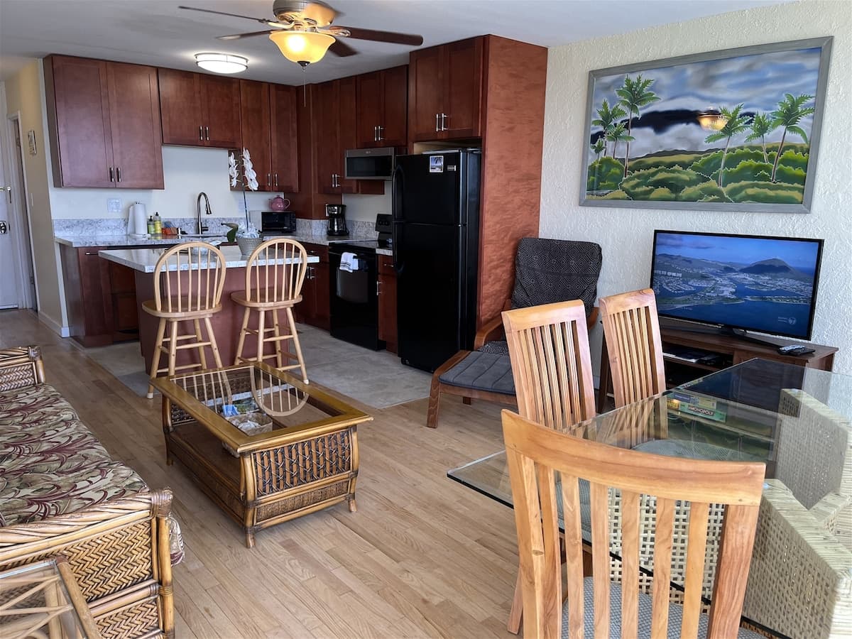 Condo in Waimea · ★4.74 · 4 bedrooms · 5 beds · 3 private baths - Photo 1