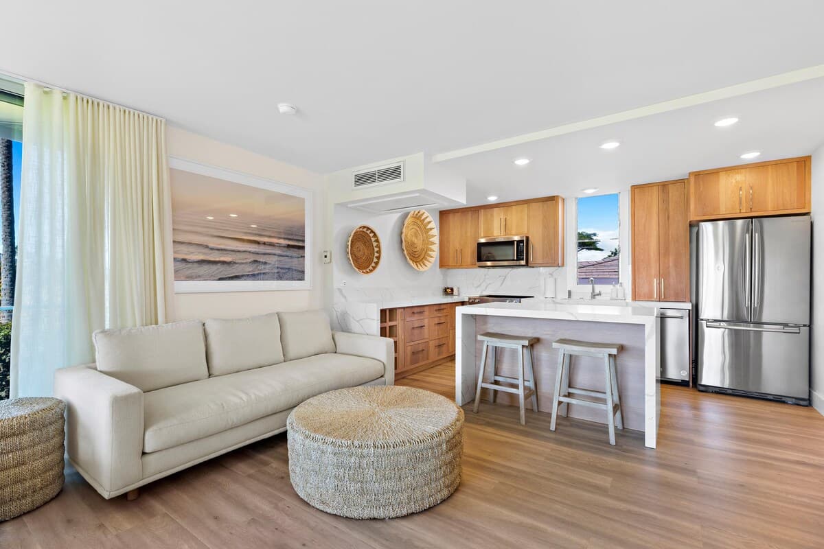 Condo in Lahaina · ★4.88 · 2 bedrooms · 3 beds · 2 baths - Photo 1