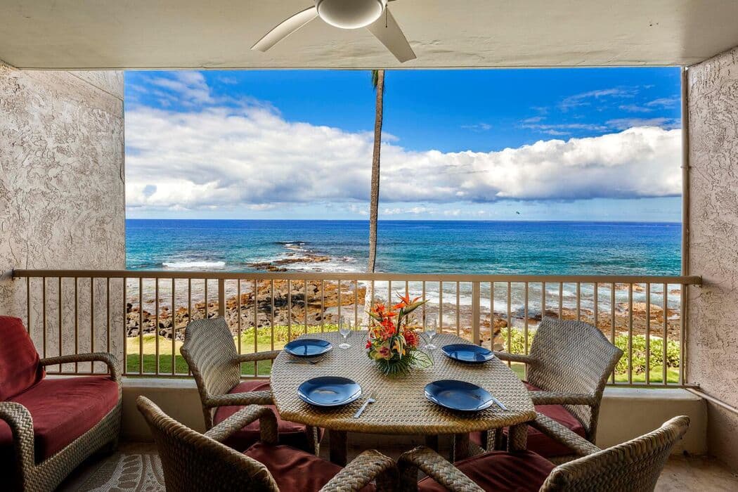 Condo in Kailua-Kona · ★4.6 · 1 bedroom · 1 bed · 1 bath - Photo 1