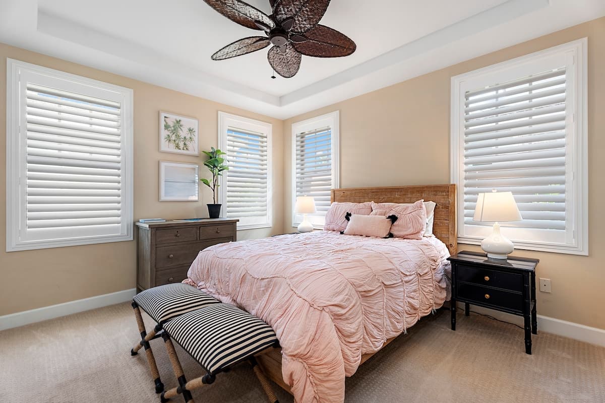 Home in Kailua-Kona · ★4.97 · 3 bedrooms · 3 beds · 2.5 baths - Photo 4