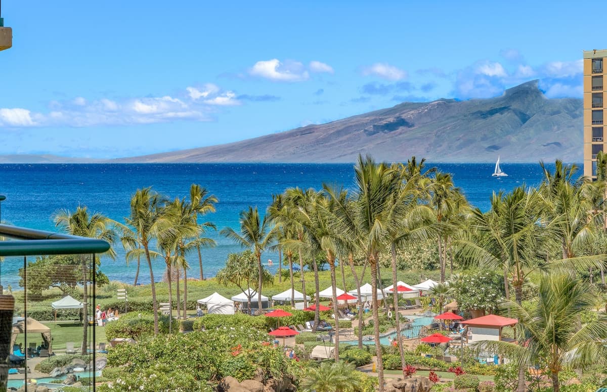 Partial Ocean and Mountain Views from 2BR Condo - Photo 1