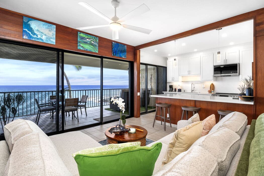 Condo in Kailua-Kona · ★4.6 · 2 bedrooms · 2 beds · 2 baths - Photo 1