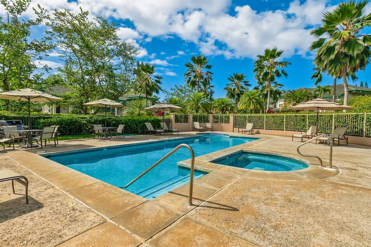 Townhouse in Princeville · ★4.96 · 3 bedrooms · 3 beds · 3 baths - Photo 4