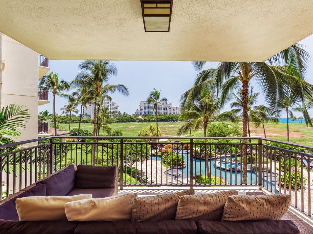 Villa in Honolulu County · ★4.94 · 3 bedrooms · 4 beds · 3 shared baths - Photo 4