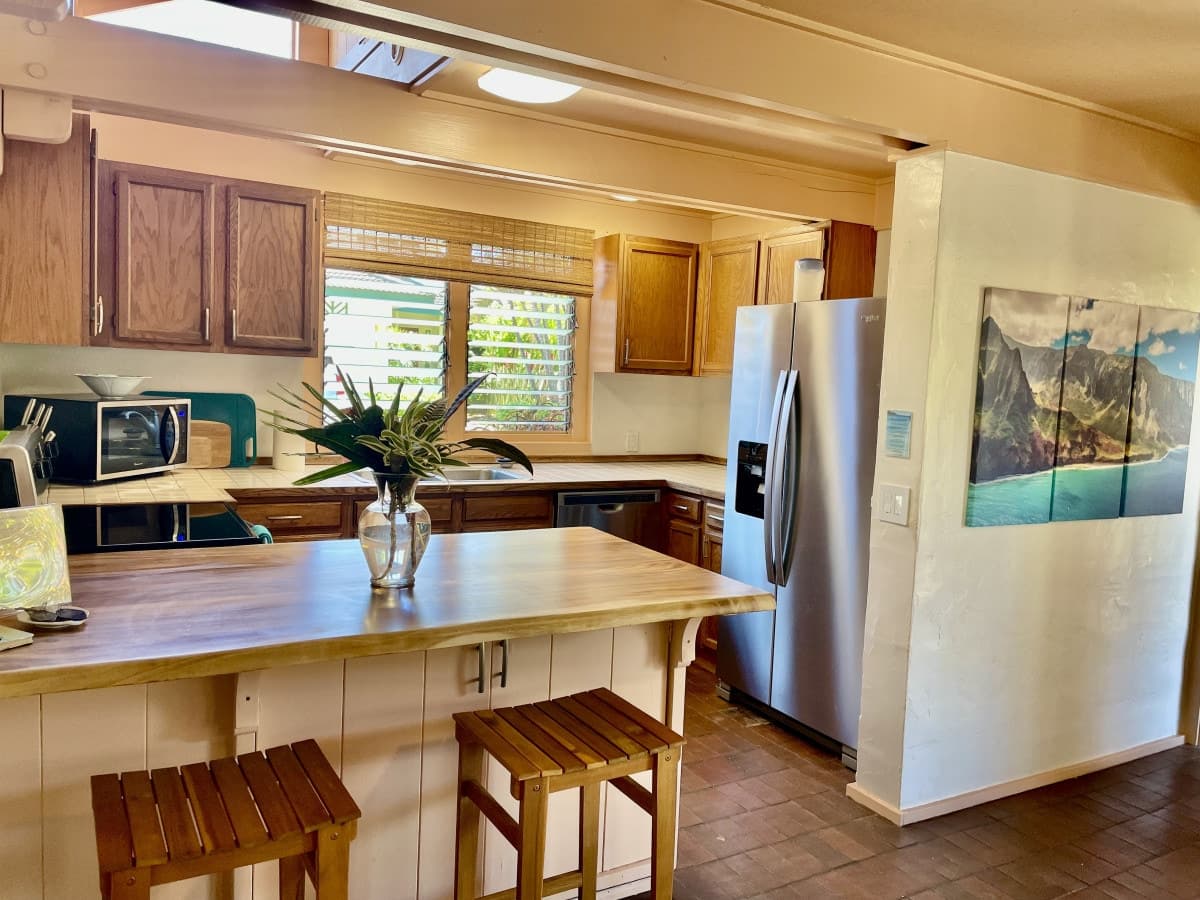 Baby Beach Guest House -SurfSong Unit #3 Hawaiiana - Photo 4