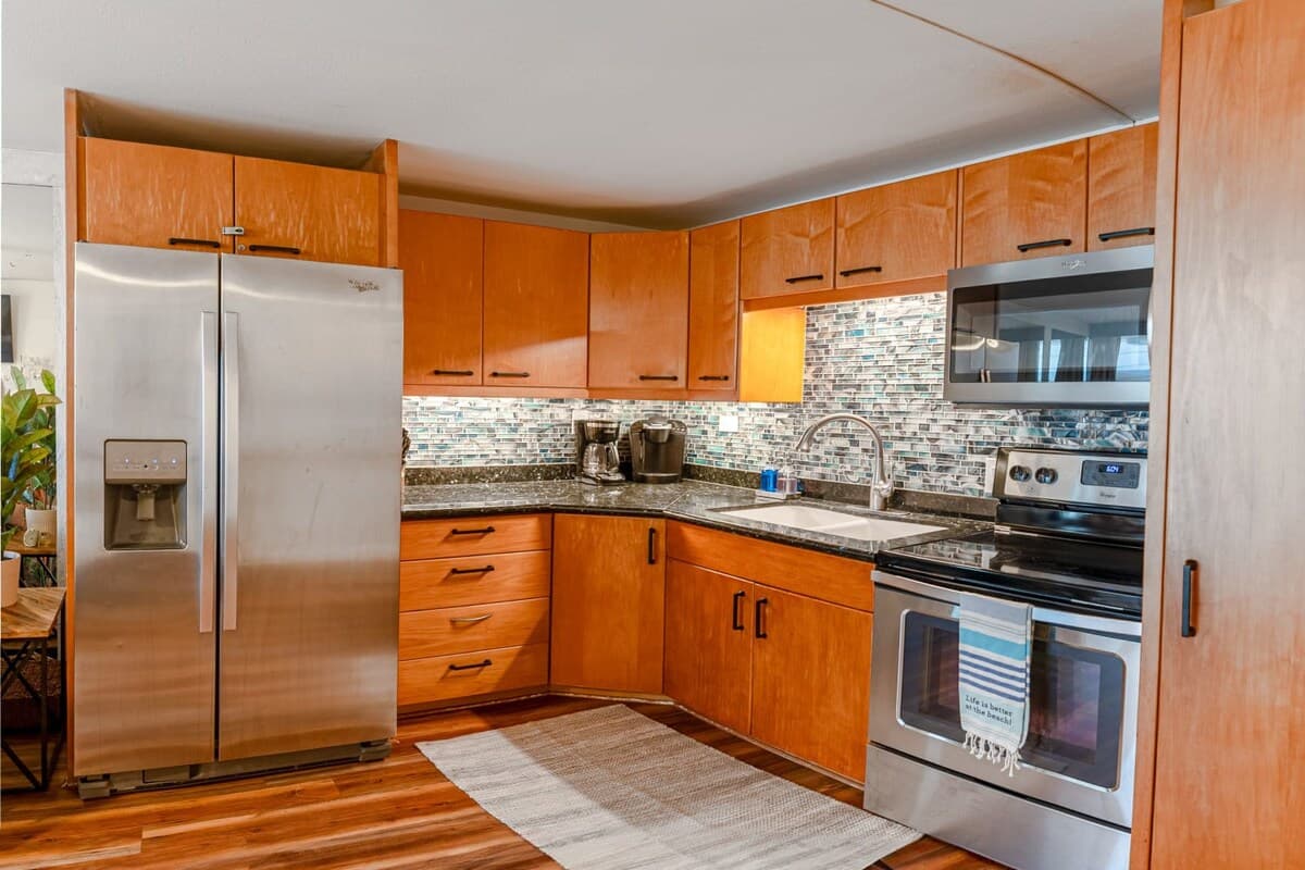 Condo in Hauula · ★4.67 · 1 bedroom · 4 beds · 1 private bath - Photo 3