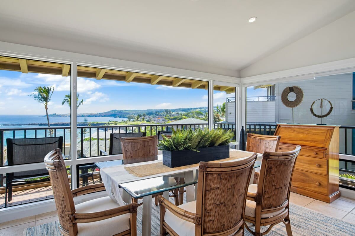 Home in Lahaina · ★5.0 · 2 bedrooms · 2 beds · 2.5 baths - Photo 5