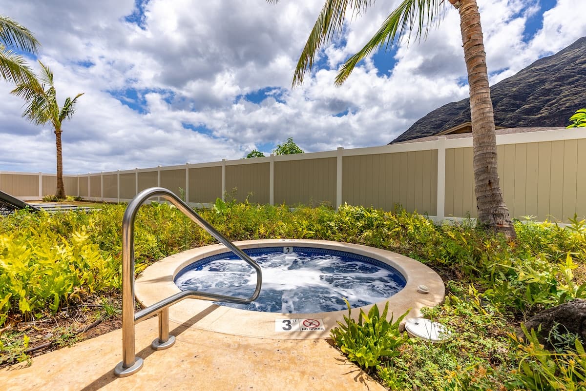 Home in Waianae ยท โ
4.91 ยท 4 bedrooms ยท 6 beds ยท 2.5 private baths - Image 43