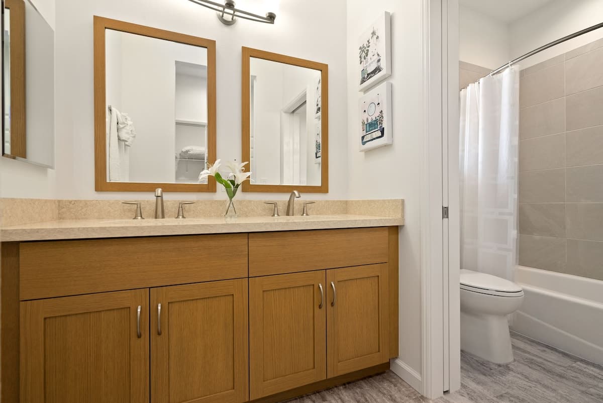 Home in Waianae ยท โ
4.91 ยท 4 bedrooms ยท 6 beds ยท 2.5 private baths - Image 24