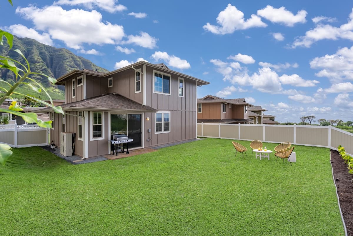 Home in Waianae ยท โ
4.91 ยท 4 bedrooms ยท 6 beds ยท 2.5 private baths - Image 9