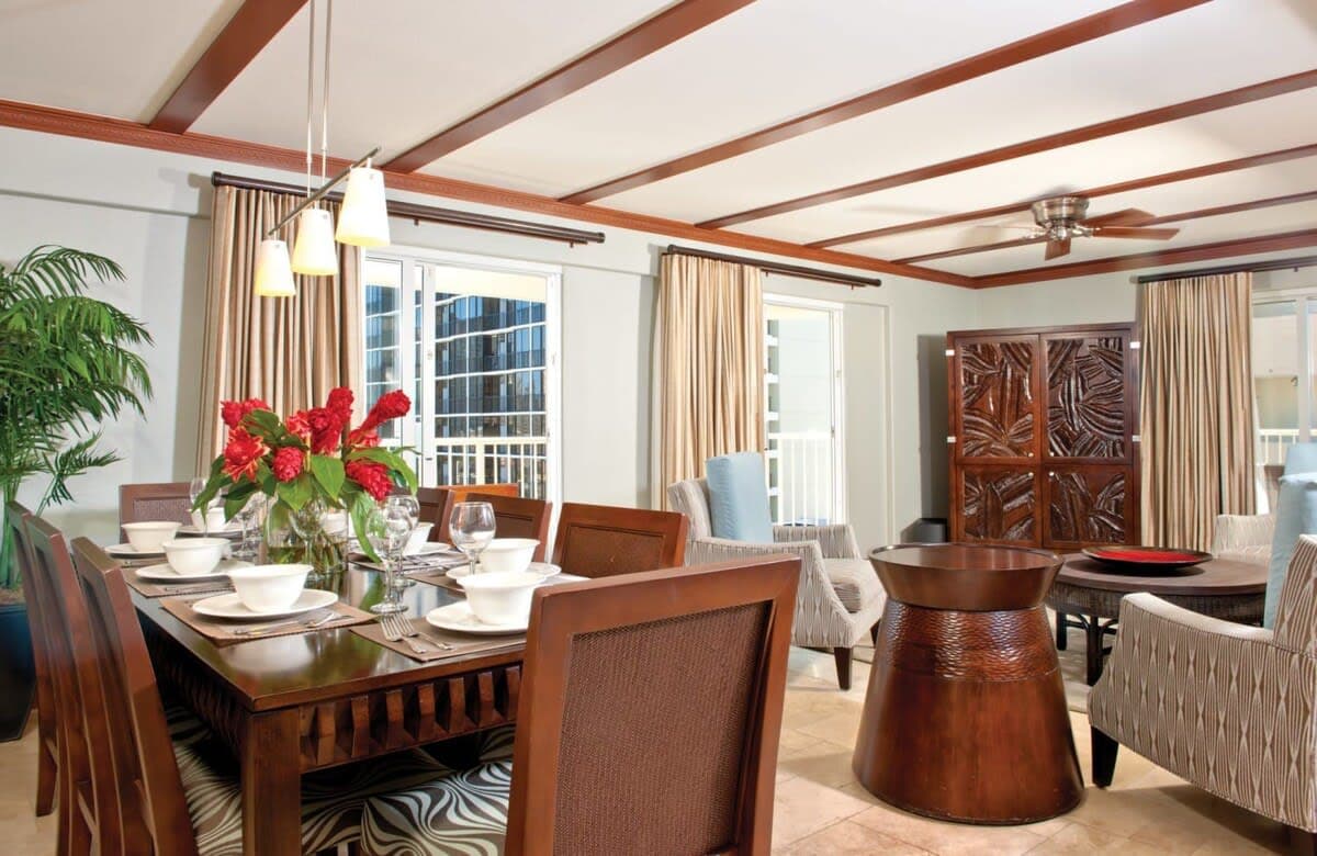 Resort in Honolulu · ★5.0 · 1 bedroom · 2 beds · 1 private bath - Photo 5