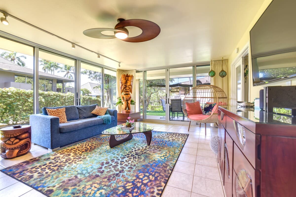 Condo in Lahaina · ★4.94 · 2 bedrooms · 3 beds · 2 private baths - Photo 1