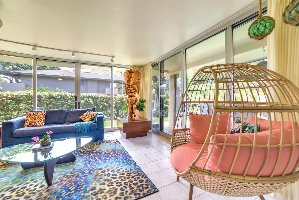 Condo in Lahaina · ★4.94 · 2 bedrooms · 3 beds · 2 private baths - Photo 5