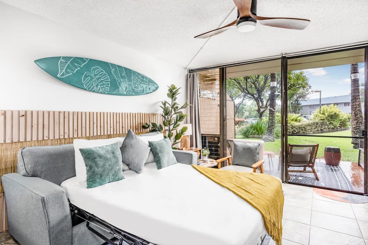 Condo in Kihei · ★4.83 · 1 bedroom · 2 beds · 1 bath - Photo 4