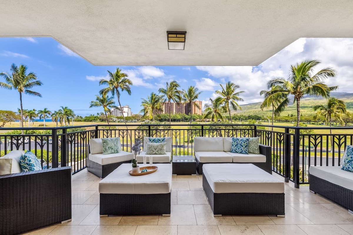 Condo in Kapolei · ★5.0 · 3 bedrooms · 4 beds · 3 private baths - Photo 4