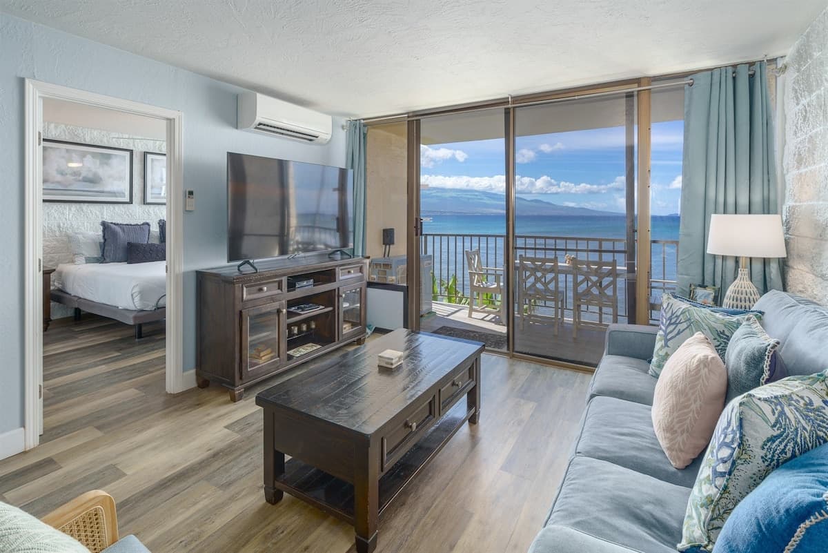 Condo in Wailuku · ★4.6 · 2 bedrooms · 4 beds · 2 baths - Photo 1