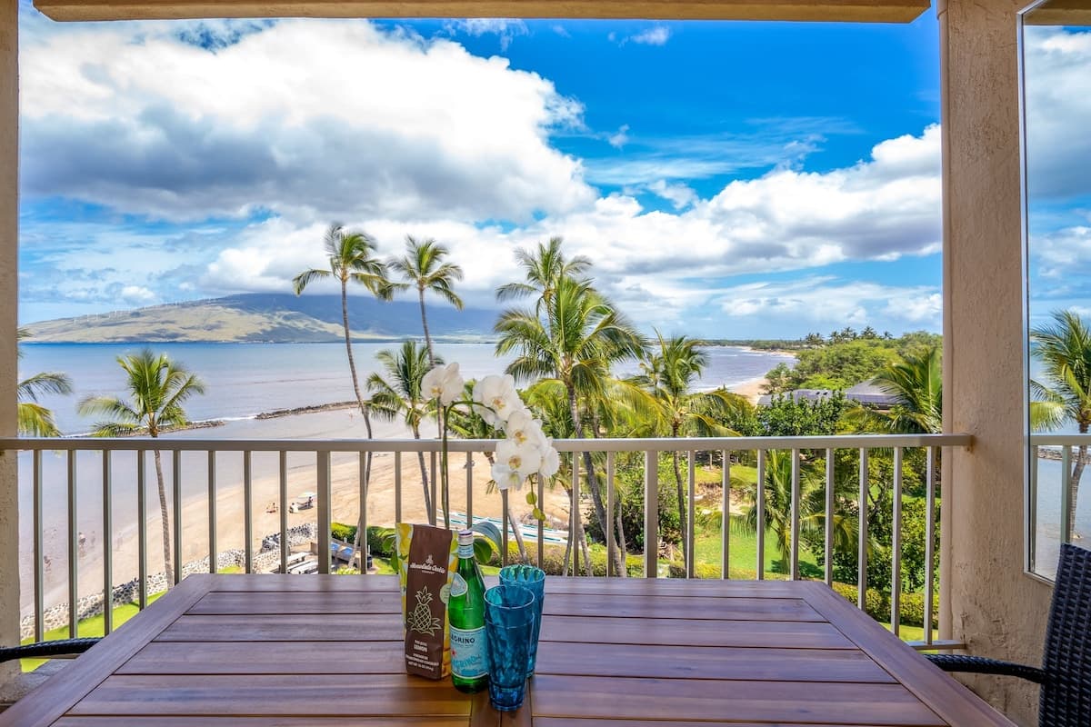 Upscale Oceanfront Penthouse Vistas - Photo 4