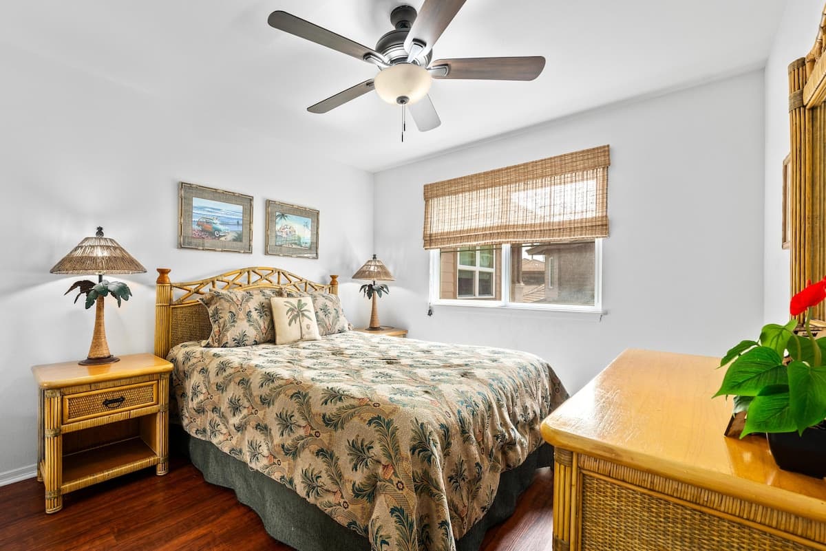 Townhouse in Waikoloa Beach Resort · ★4.84 · 3 bedrooms · 4 beds · 2.5 shared baths - Photo 4