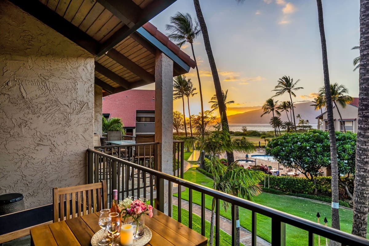 Condo in Kihei · ★4.78 · 2 bedrooms · 4 beds · 2 baths - Photo 1